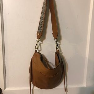 Hobo bag with detailed beading